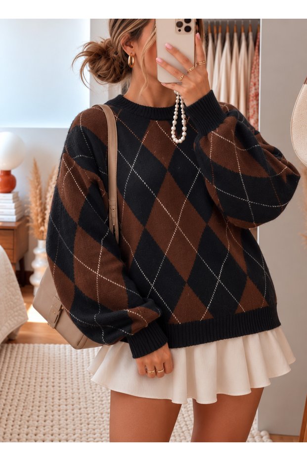Baklava Patterned Soft Textured Casual Sweater