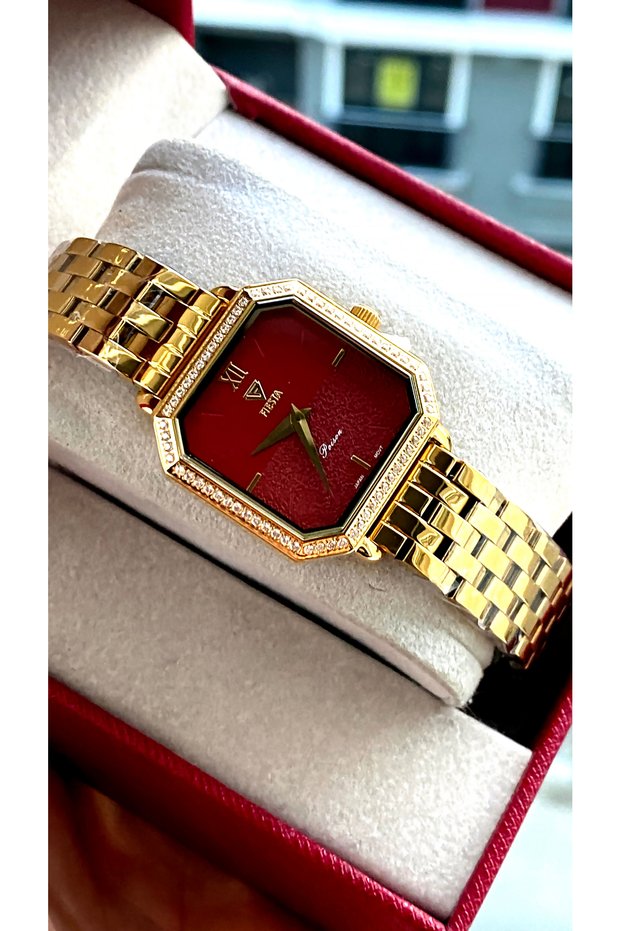 Women's Premium Special Stylish Boxed Valentine's Day Gift Wristwatch