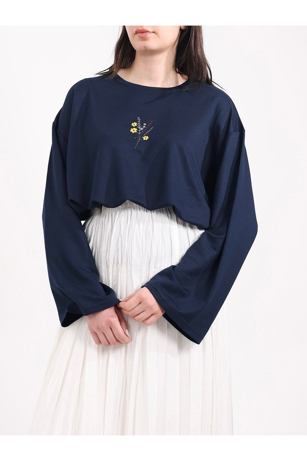 Mini Bouquet Embroidered Oversize Blouse - 13137 - Navy Blue