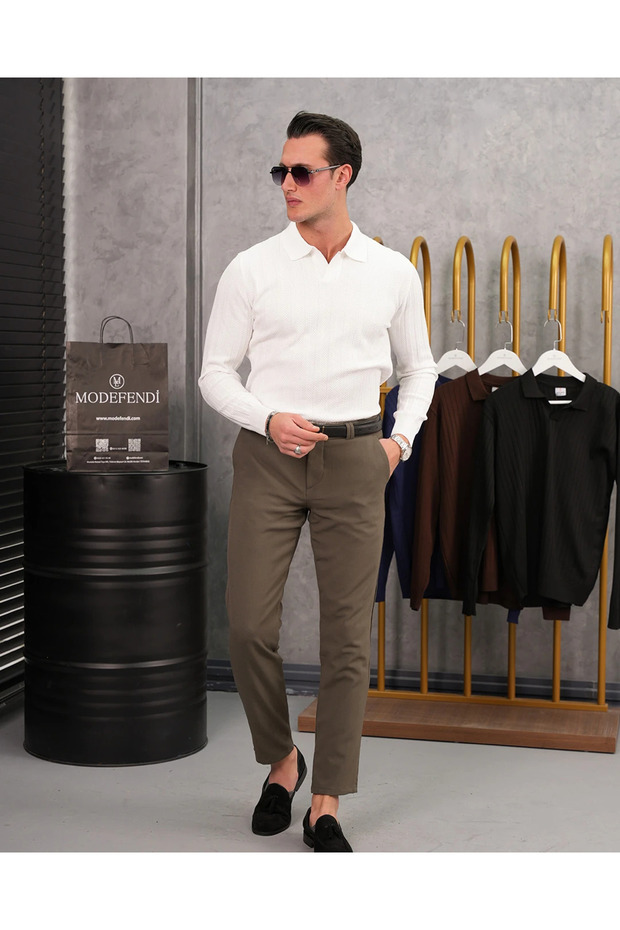 Cotton Lycra Slim Fit Knitted Pattern Cut-Off Collar Sweater