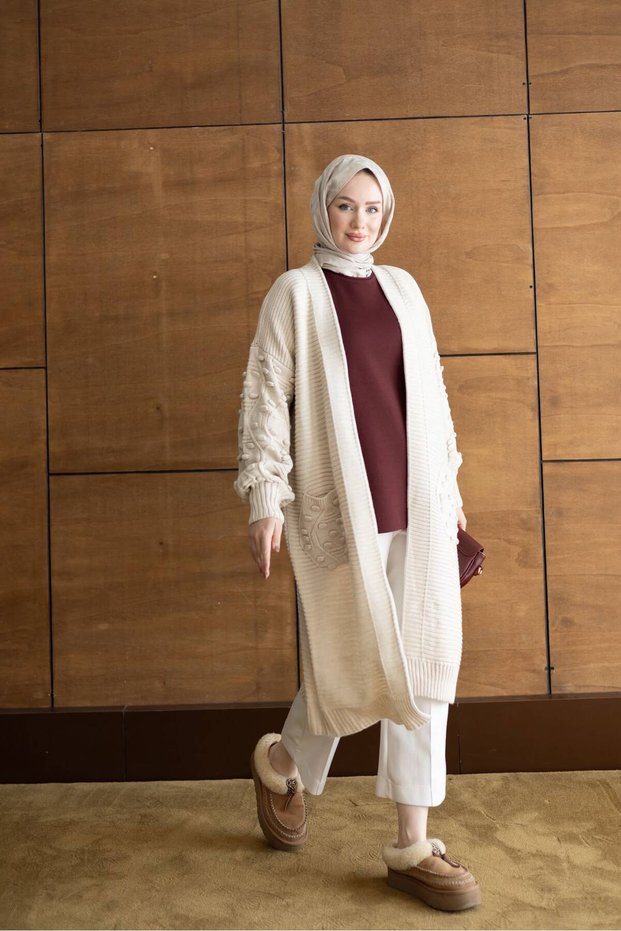 Women's Cardigan with Knitted Pattern on the Sleeves