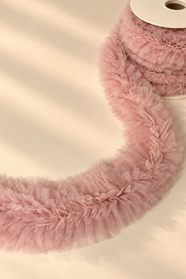 Ruffle Ribbon Accessory on Tulle [1Mt]