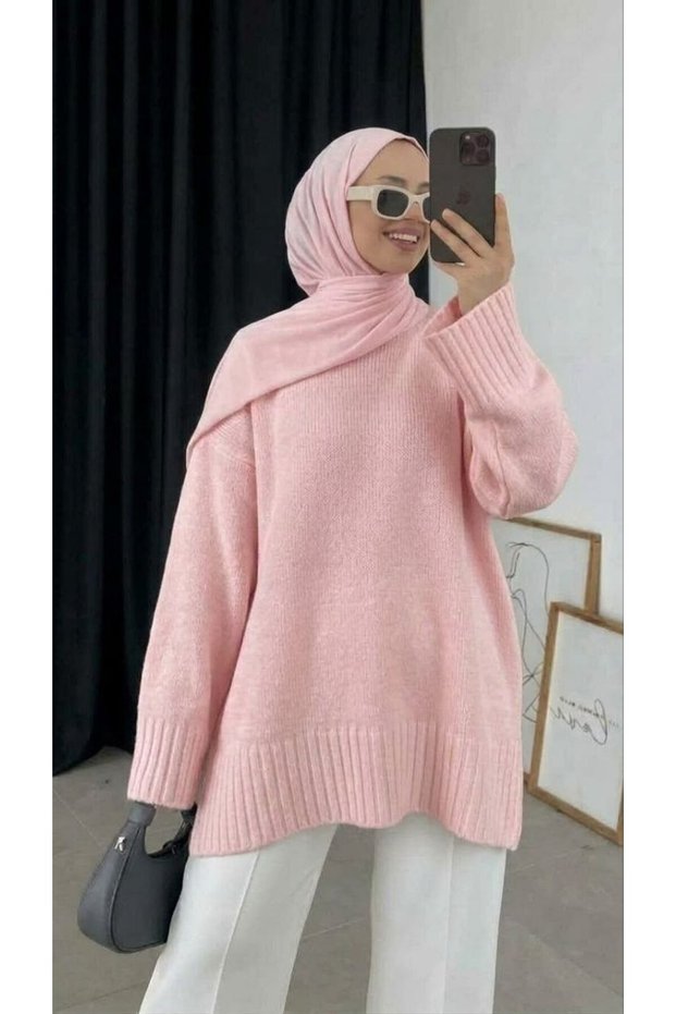Women's Soft Crew Neck Oversized Knitwear Sweater (Fits S/M/L)