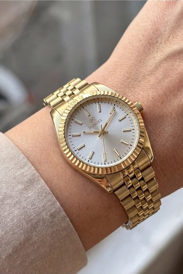 Women's Double Color Luxury Design Retro Steel Wristwatch