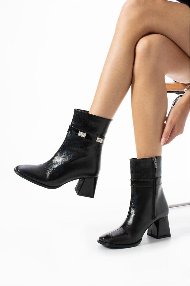 Women's Boots with Stone Buckle Detail, Block Thick Heels, Square Toe, Side Zipper, Stylish Boots