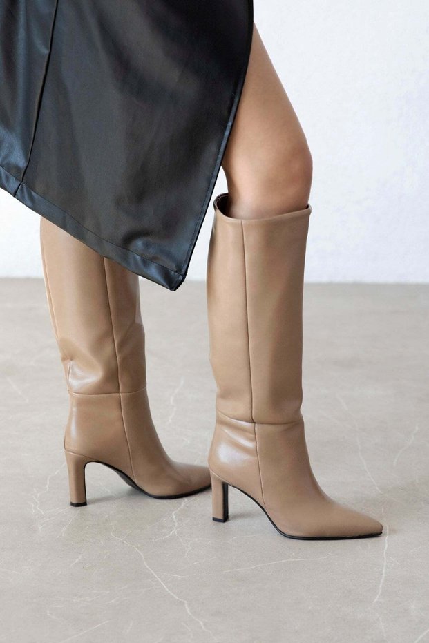 Poul Women's Heeled Wrinkled Leather Boots Mink