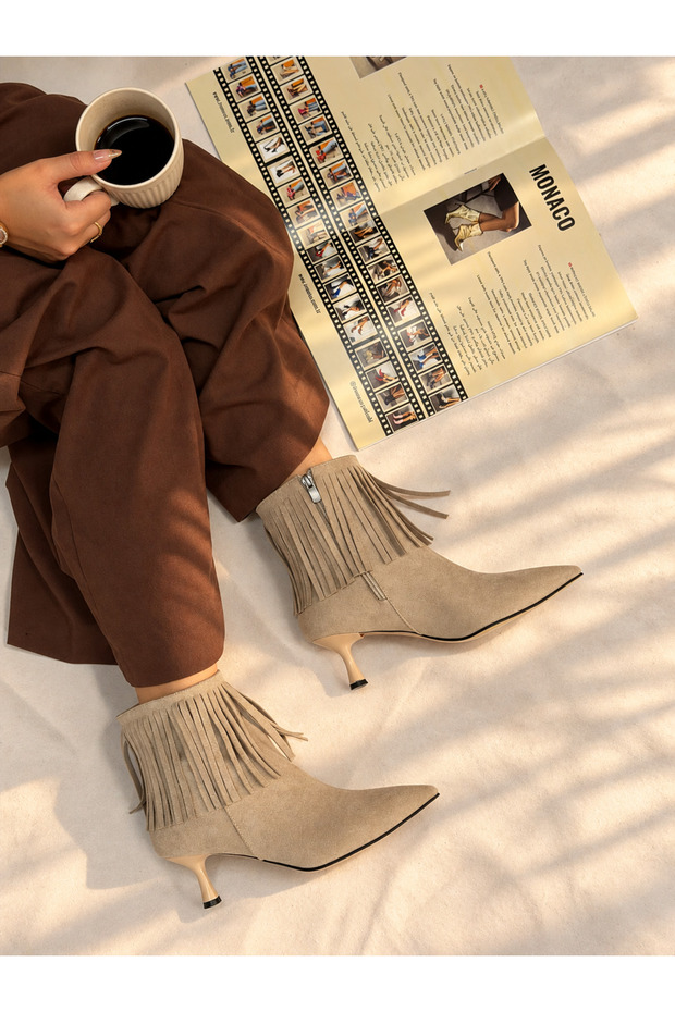 Savanna Vision Mink Suede 5 cm Thin Heel Tassel Detail Women's Boots Botti̇e