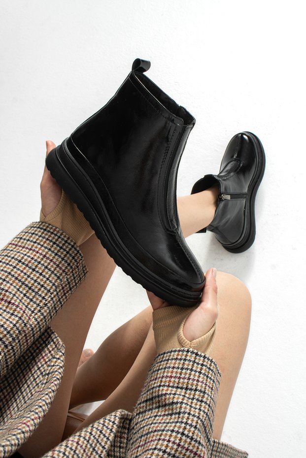 Samuel Women's Black Genuine Leather Shiny Texture Comfortable Sole Casual Boots