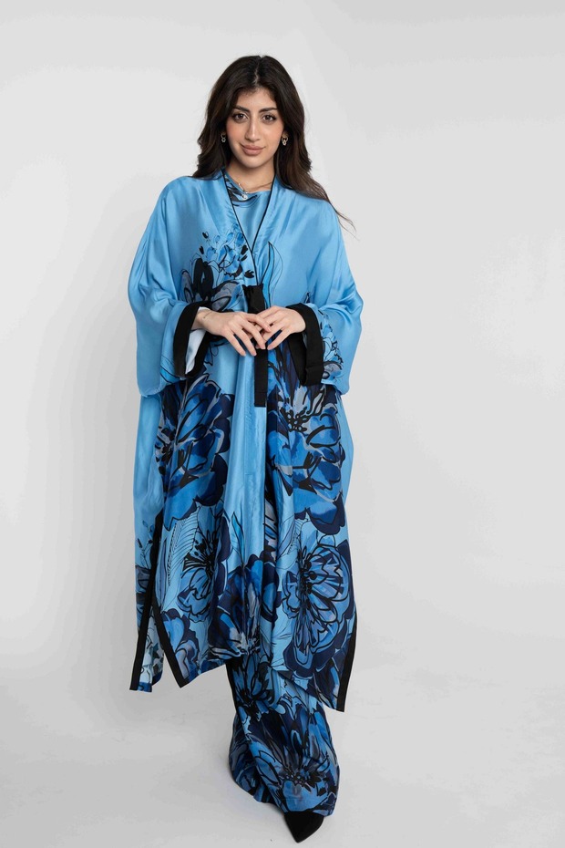 سترة زهرية بأكمام طويلة