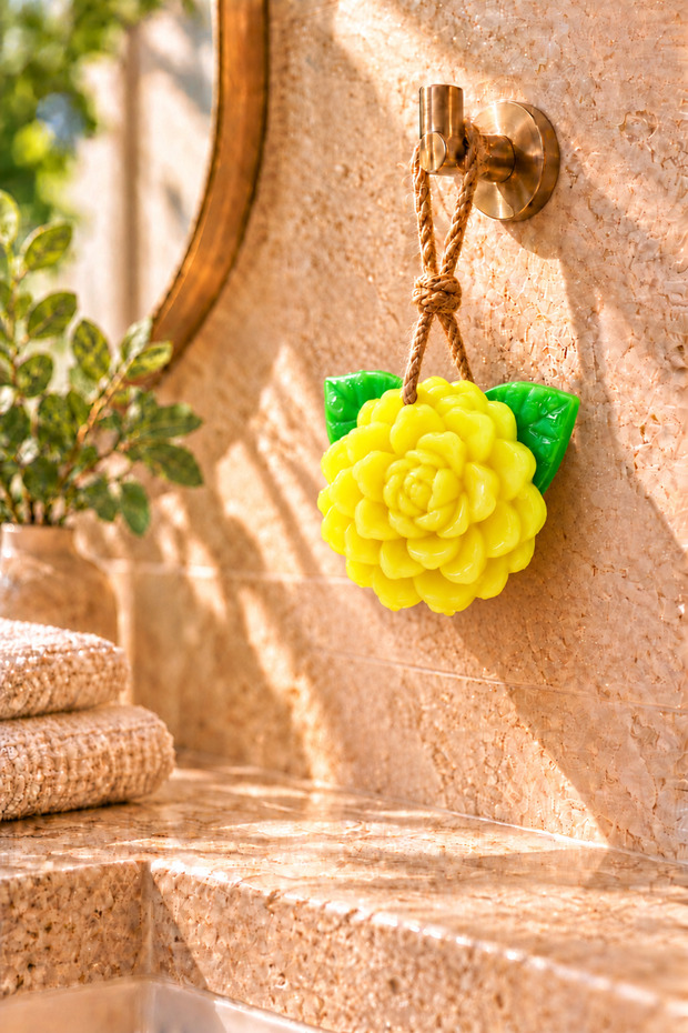 Decorative Scented Soap & Peel-Off Effective Hangable Decorative Bath Soap & Yellow Oilsemin Solid Soap 10.5X9.5 cm