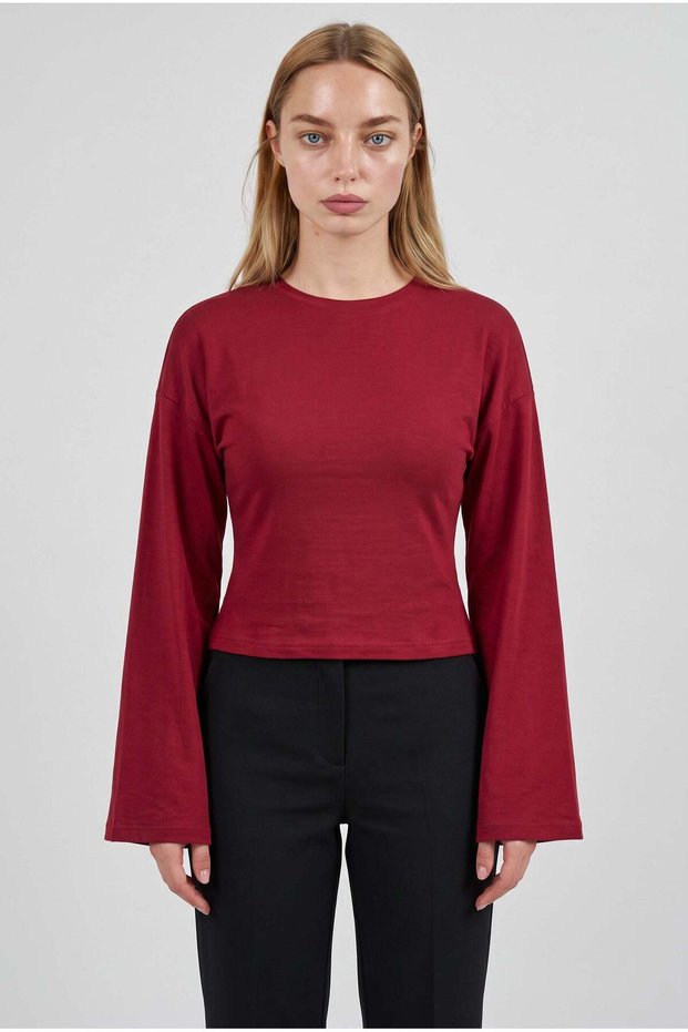 Women's red crew neck fitted waist spanish long sleeve blouse