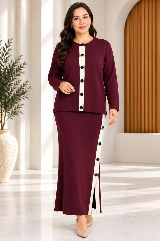 Plus Size Skirt with Slits and Stripes Set in Plum