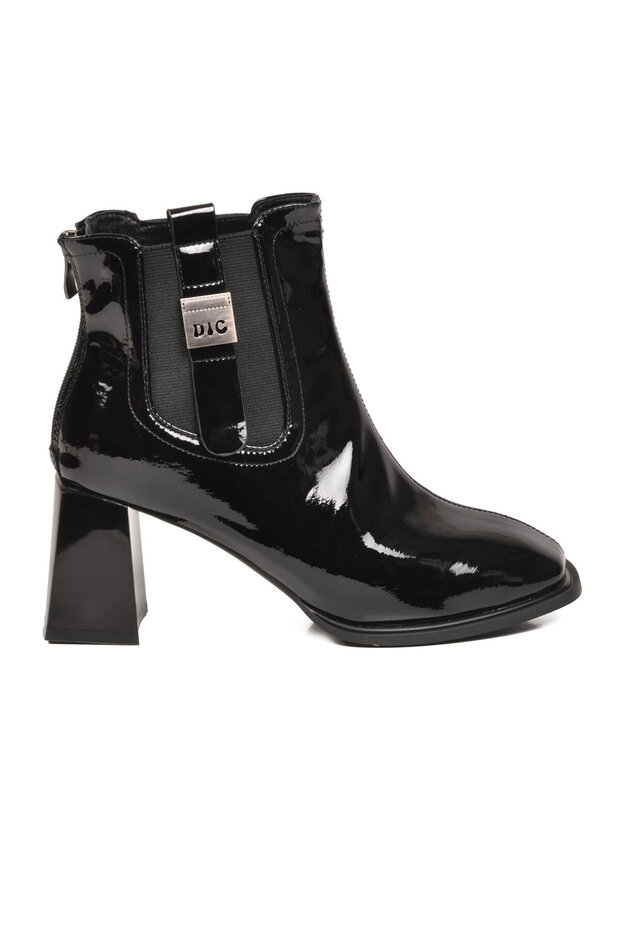 Stylish and Comfortable Black Women's Heeled Boots with Fleece Inside and Zipper, Thick Heeled 26K415
