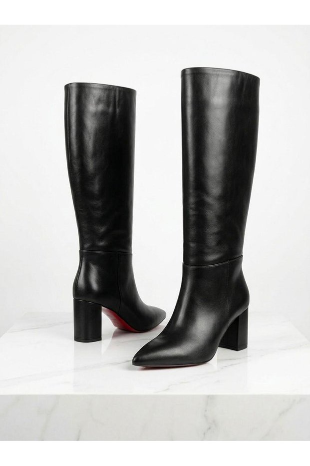 New Season Long Boots with Thick Heels Are Very Comfortable to Wear.