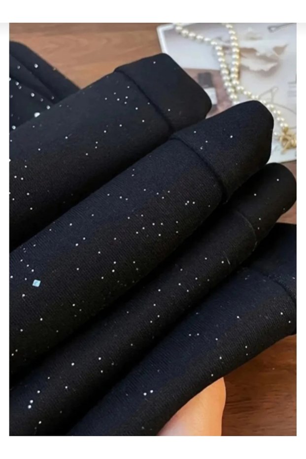 Modern Women's Stylish Tracksuit with Shimmering Pattern