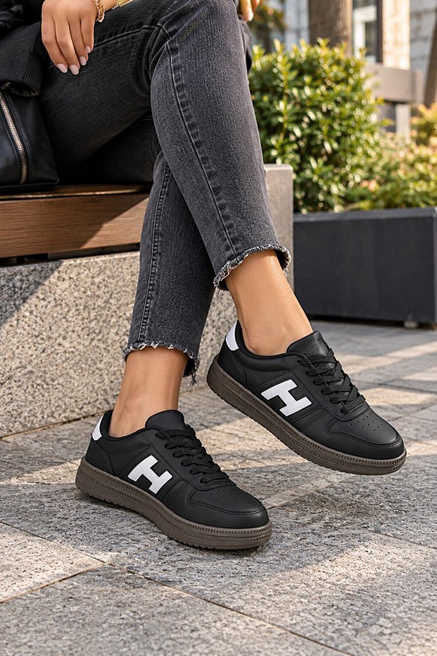 Non-Slip Orthopedic Flat Sole Girls' and Boys' Sneaker Sports Shoes