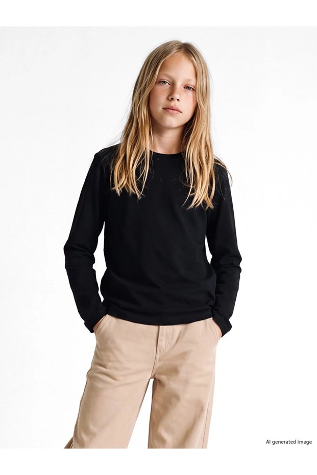 Black Crew Neck Basic Girl's T-Shirt
