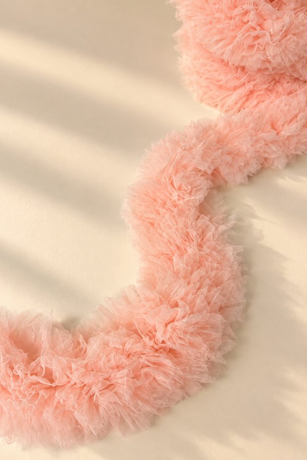 Ruffle Ribbon Accessory on Tulle [1Mt]