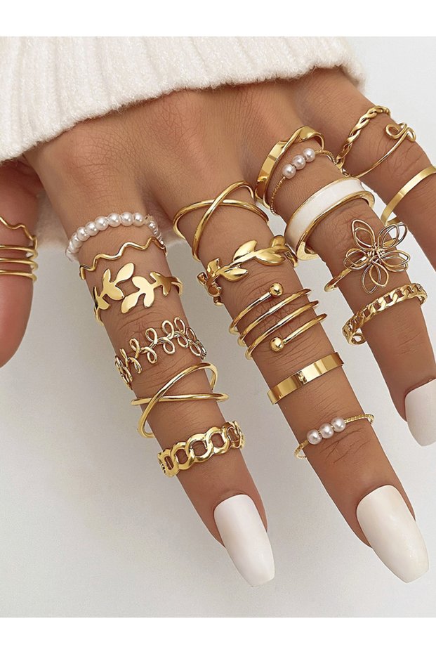 AYA5766 28pcs Fashion Ring Set for Women Heart Shaped Design Geometric Bohemian Element Accent Ring