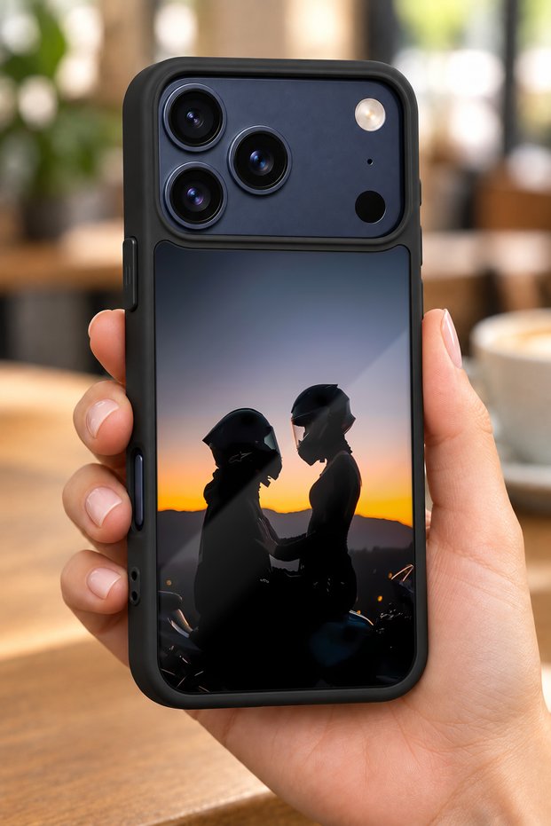 حافظة مقاومة للصدمات متوافقة مع هاتف iPhone 18 Pro مع حماية للكاميرا بنمط راكبي الدراجات النارية