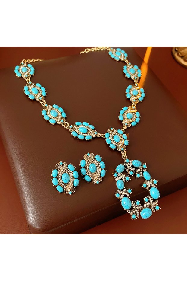 2 psc set 1/2 Pcs Vintage Cross Blue Oval Pendant Neckalces Women Mediaeval High-End Dangle Earrings
