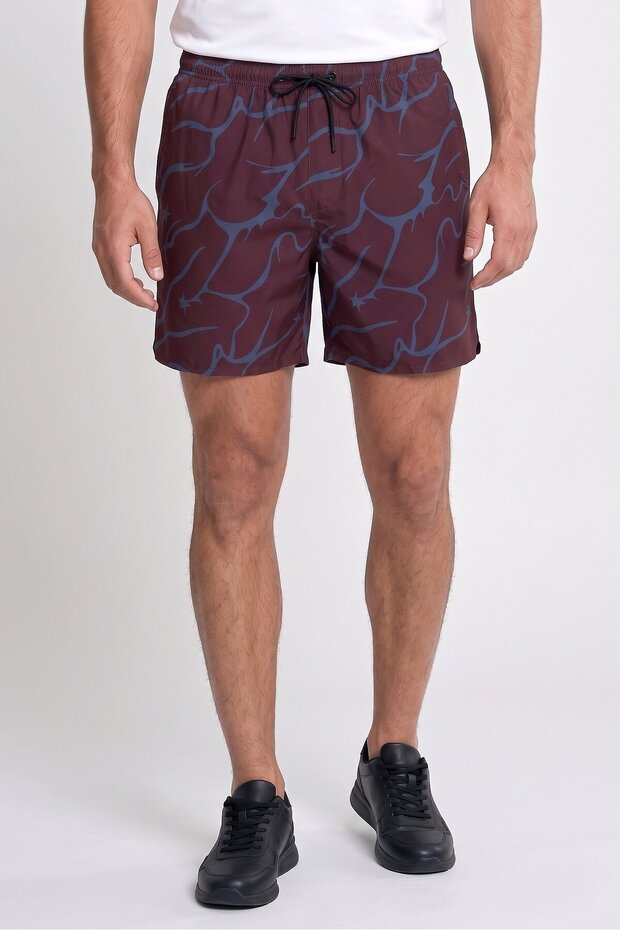 Men Sportswear Fit 7 Inseam Training Shorts, Multicolor