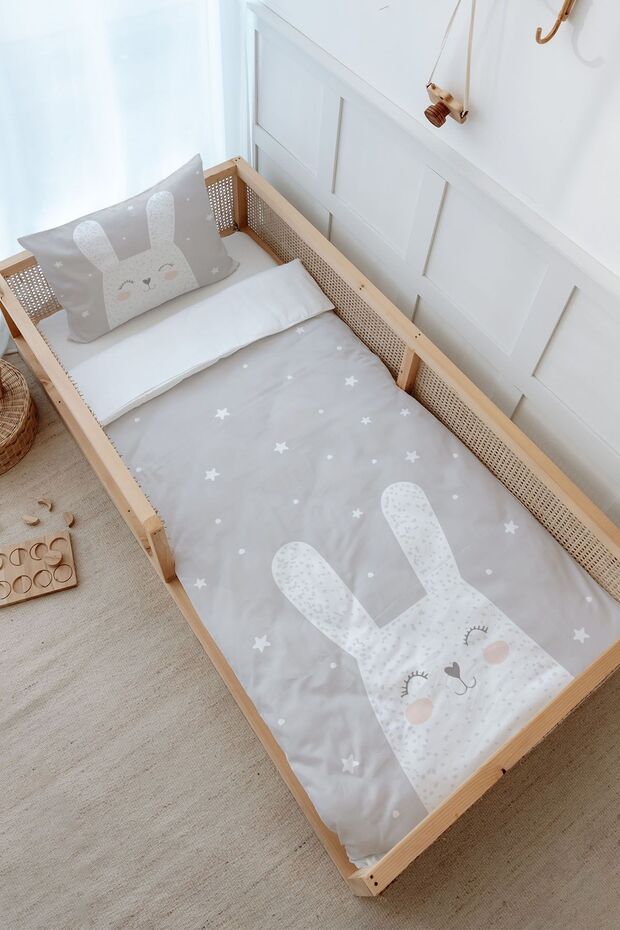 Single Duvet Cover and Fitted Sheet Set - Pure Baby Series - White Rabbit with Gray Background