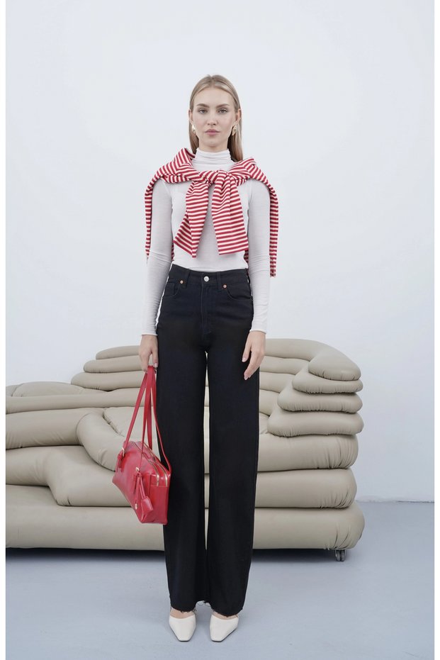 High Waist Raw Hem Jean Black