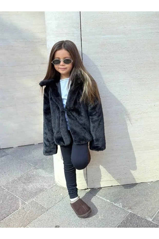 Girl's Black Plush Fur