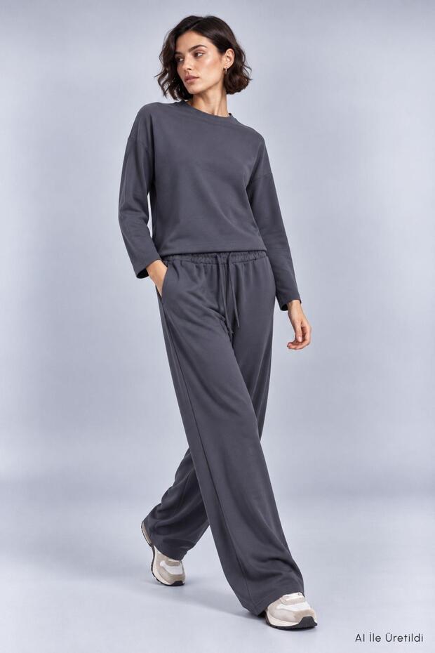 Crew Neck Sweatshirt and Wide Leg Sweatpants Set