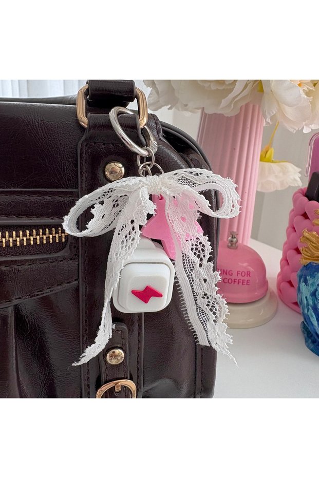 Kliker Bag Charm – Pink Star and Lace Bow Detail, Clickable Bag Ornament and Keychain