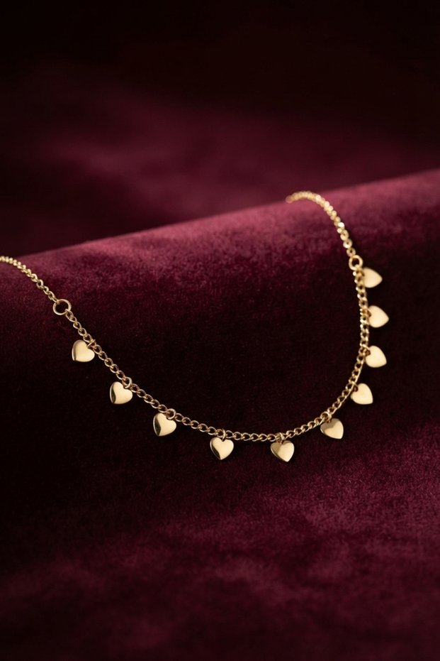 Heart Women's Necklace with Golden Brass Zircon for Elegant Necks