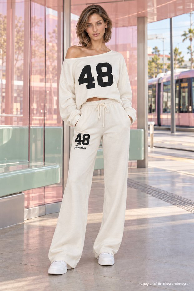48 Digital Printed One-Shoulder Trouser Suit Cream