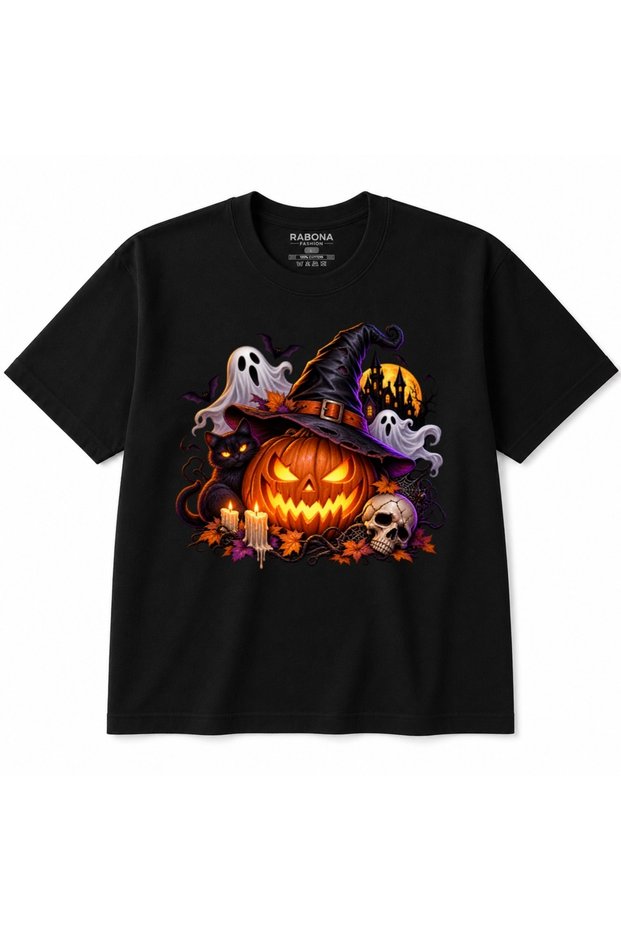 Haunted Pumpkin Night - Vintage Halloween Black Cat, Ghost & Witch Hat Graphic T-Shirt