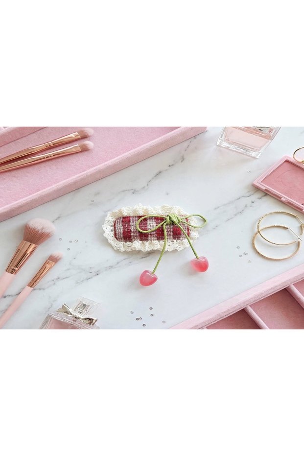 Vintage Style Red Plaid Lace Detailed Hair Clip