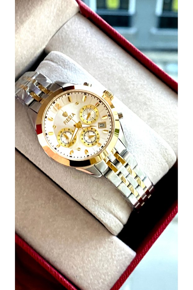 Women's Premium Special Stylish Boxed Valentine's Day Gift Wristwatch