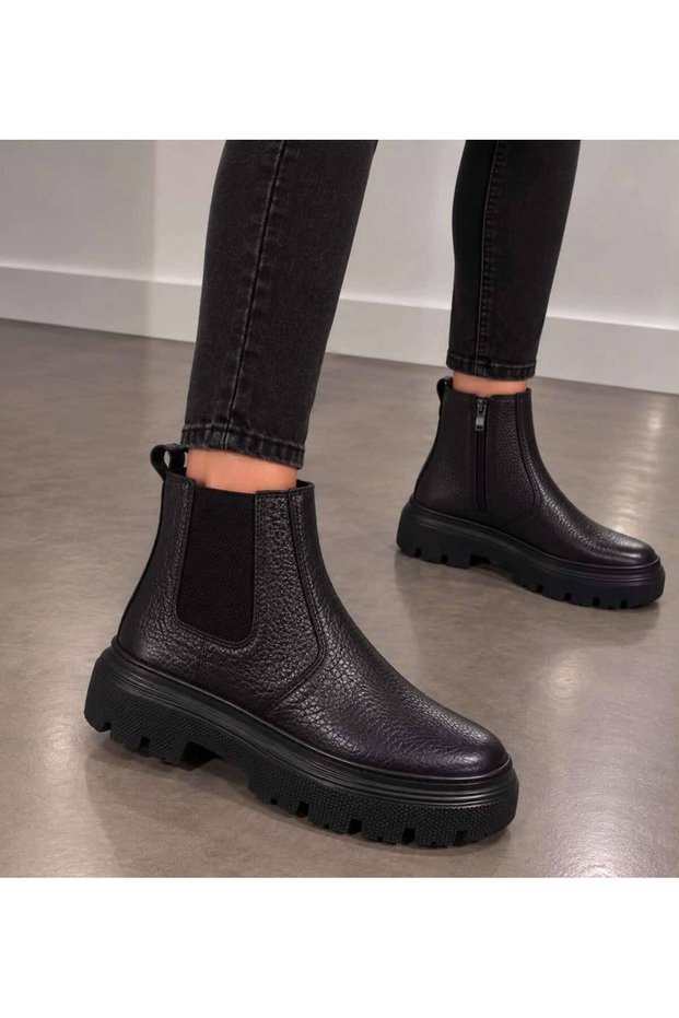 Men's Black Leather Thick Light Sole Elastic Side Zipper Casual Chelsea Boots 1811