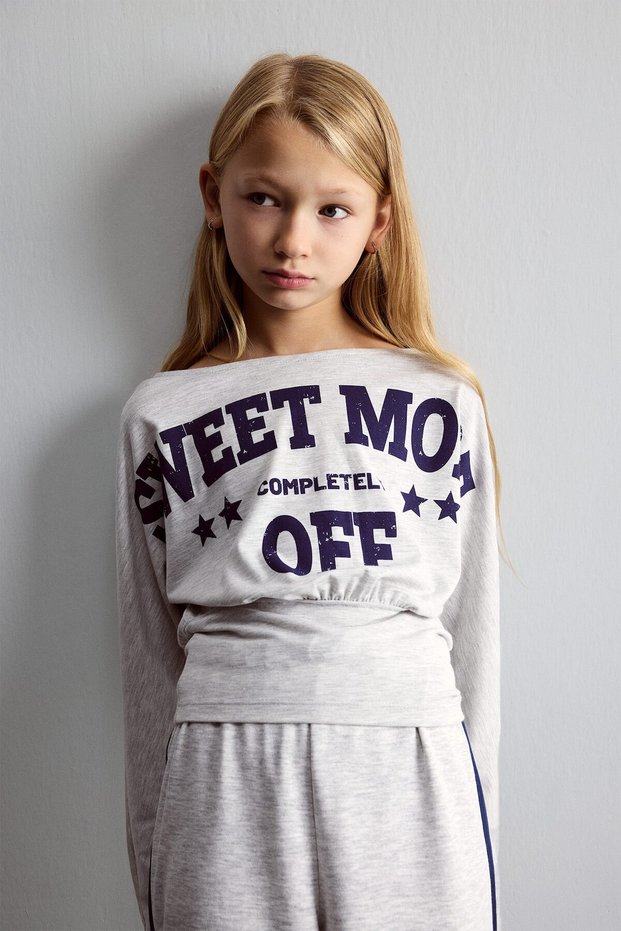 Fashion Fit Boat Neck Printed Long Sleeve T-Shirt Girl Child I8454A826Au