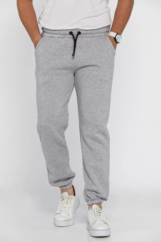 Three-Thread Jogger Sweatpants with Elastic Waist and Cuffs