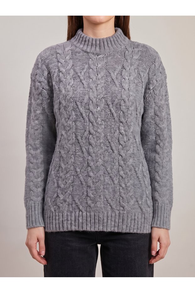 Women's Gray Color Crew Neck Knitted Pattern Knitwear Sweater
