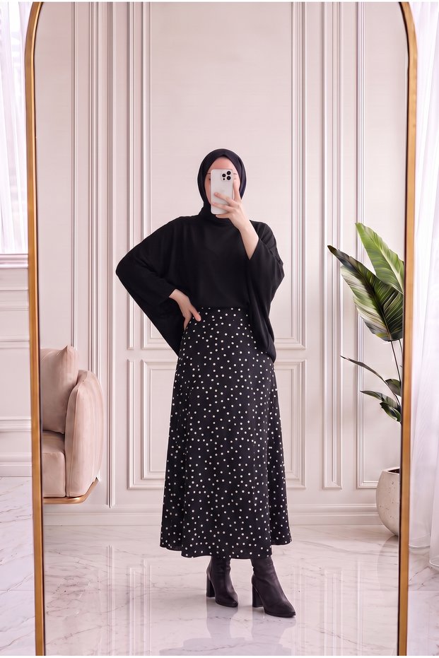 Dilendam Asymmetric Cut Slit Short Blouse-Eu3515 Black