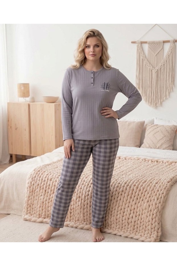 Women's Plus Size Winter Patterned Relaxed Fit Long Sleeve Pajama Set