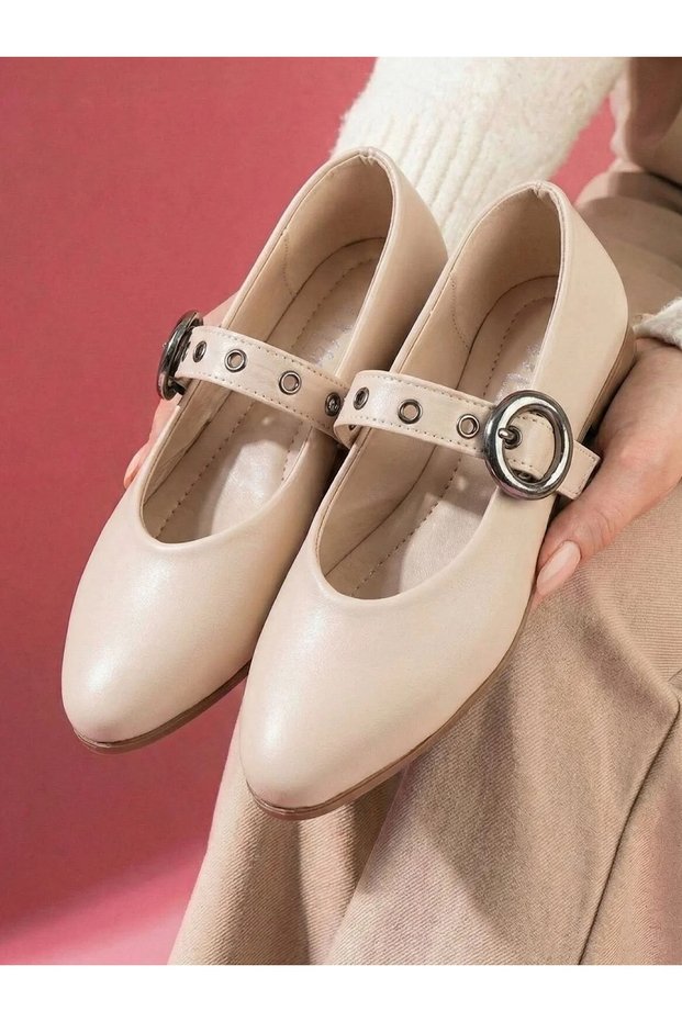 Oval Toe Leather Ballerinas with Band and Perforations - Stone