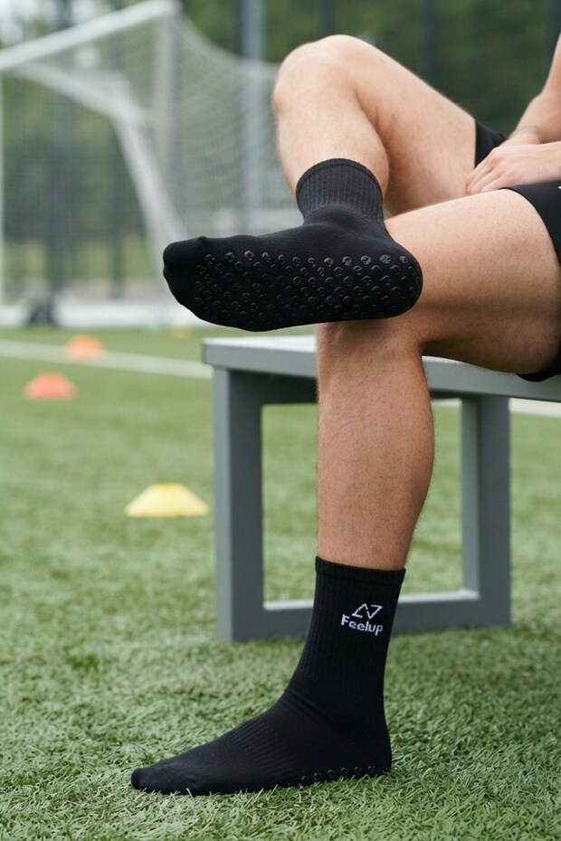Unisex Black Non-Slip Silicone Sole Football Socks Pilates Yoga Training Socks