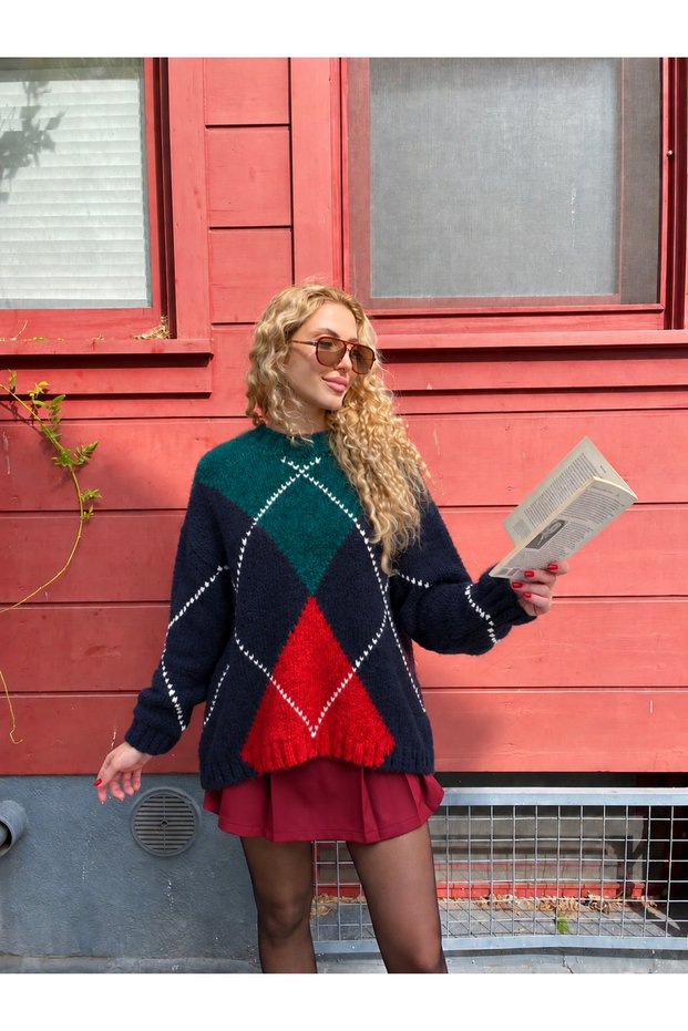 Women's Baklava Pattern Sweater New Season