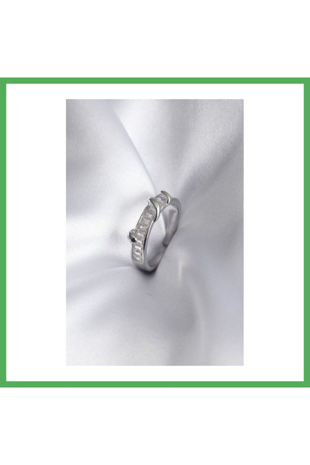 Brass Silver Color Waterway Zircon Stone Women's Ring Bezoss