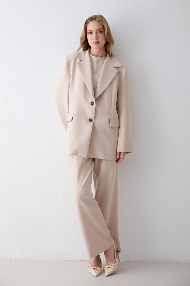 Oversized Jacketed Suit 32-2734