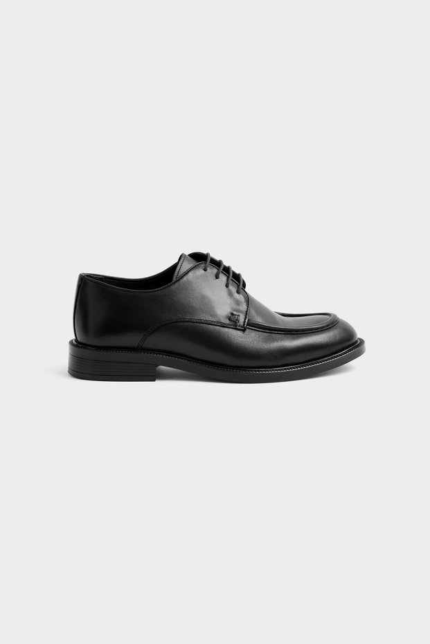 Ds Damat Black Shoes