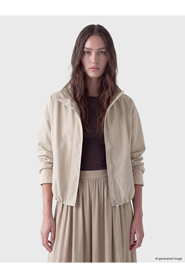 Esvab • Modern & Distinctive Stand Collar Loose Fit Women's Raincoat