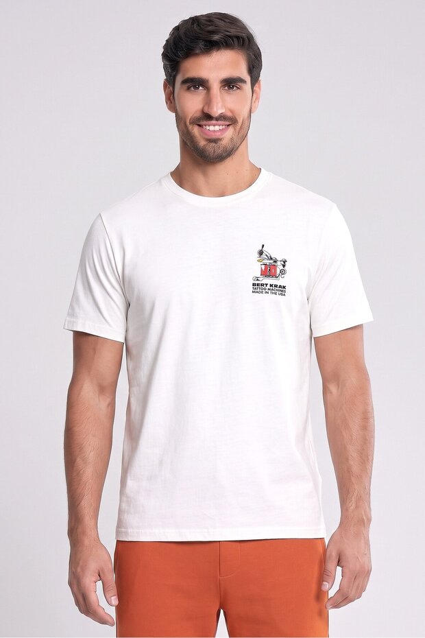 Men Sportswear Fit Short Sleeve Outdoor T-Shirt, White